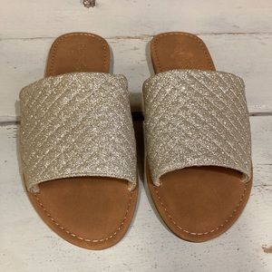 Sunny Feet Gold Sandals